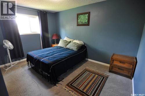 407 Wathaman Crescent, Saskatoon, SK - Indoor Photo Showing Bedroom