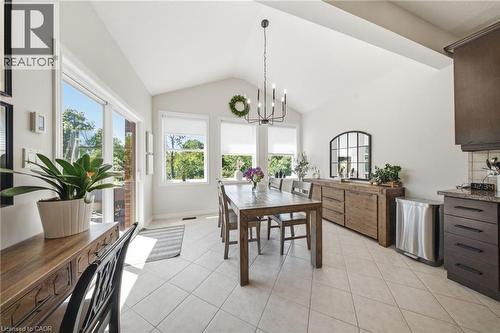 65 Amsterdam Crescent, Guelph, ON - Indoor Photo Showing Dining Room