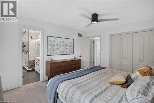 171 Golfwood Drive, Hamilton, ON - Indoor Photo Showing Bedroom