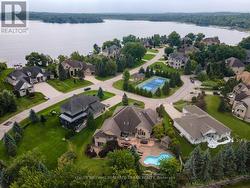 16 SEIFERT COURT  Puslinch, ON N3C 2V4