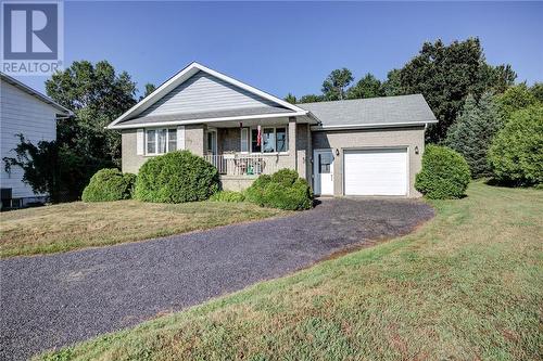 29 Leblanc Street, Whitefish, ON - Outdoor