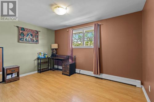Primary bedroom with generous floor space - 22 Holbrook Avenue, St. John'S, NL - Indoor