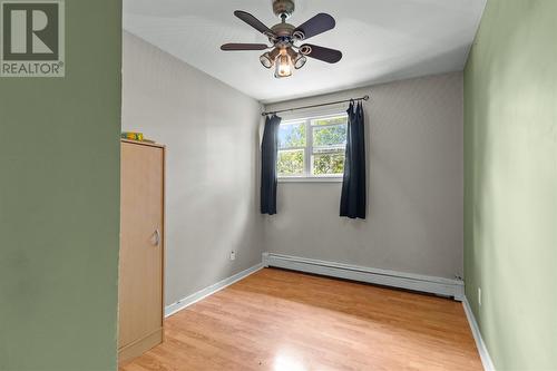 Second main level bedroom - 22 Holbrook Avenue, St. John'S, NL - Indoor Photo Showing Other Room