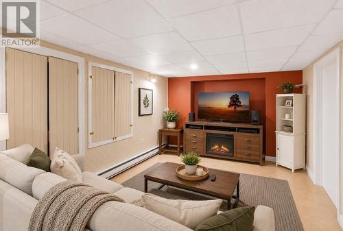 26 Lloyd Crescent, St. John'S, NL 