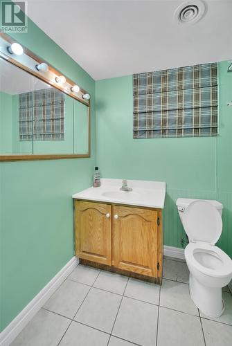 26 Lloyd Crescent, St. John'S, NL 