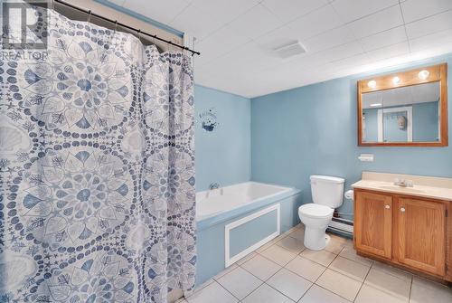 26 Lloyd Crescent, St. John'S, NL 