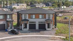 LOWER - 7394 SPLENDOUR DRIVE  Niagara Falls (Brown), ON L2H 3V7