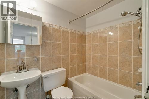 5446 Lassaline Unit# 47, Windsor, ON - Indoor Photo Showing Bathroom