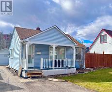 305 CROWLAND AVENUE Welland, ON L3B 1X5