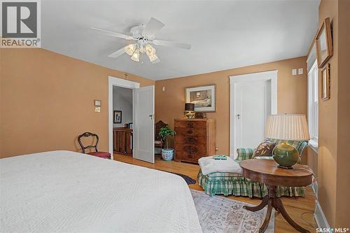 1150 2Nd Avenue Nw, Moose Jaw, SK - Indoor Photo Showing Bedroom