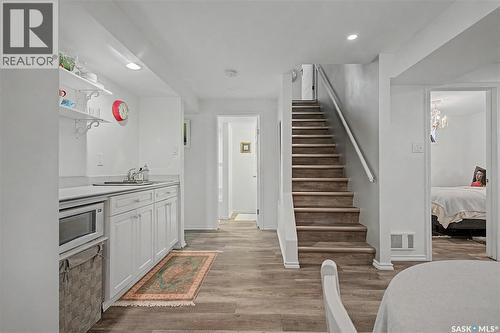 1150 2Nd Avenue Nw, Moose Jaw, SK - Indoor