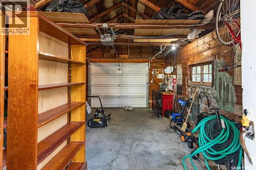 1150 2Nd Avenue Nw, Moose Jaw, SK - Indoor Photo Showing Garage