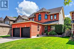 49 BRADSHAW STREET  Clarington (Bowmanville), ON L1C 2H4
