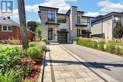 296 KIRCHOFFER AVENUE  Ottawa, ON K2A 1Y2