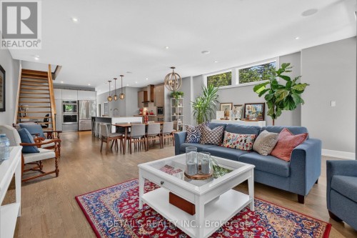 296 Kirchoffer Avenue, Ottawa, ON 