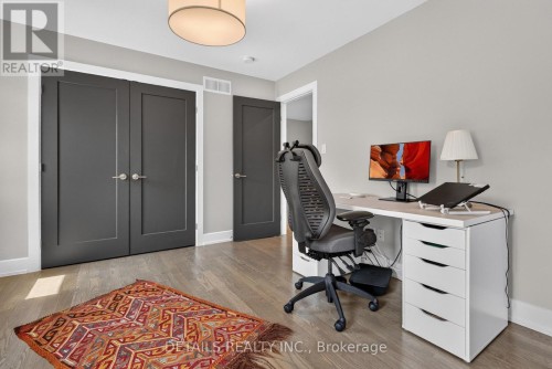 296 Kirchoffer Avenue, Ottawa, ON 