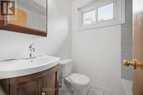36 Rushley Drive, Toronto, ON - Indoor Photo Showing Bathroom