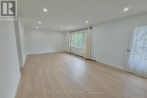 UPPER - 1023 EAGLE DRIVE , London South (South J), Ontario N5Z 3H4 5