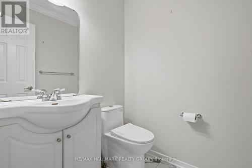 30 Rowe Drive, Ottawa, ON - Indoor Photo Showing Bathroom