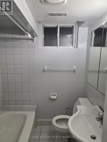 BSMT - 14 ALHART DRIVE , Toronto, Ontario M9V 2M9 5