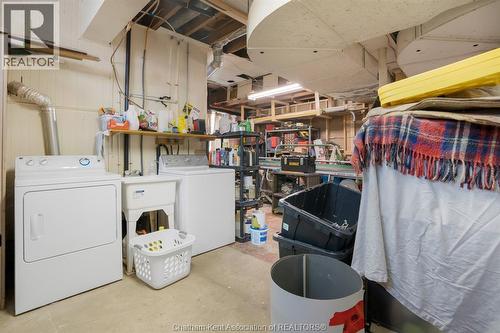 203 Mcintyre Street, Dutton, ON - Indoor Photo Showing Laundry Room