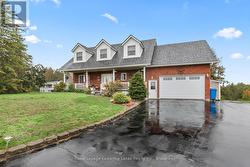 95 KENREI ROAD  Kawartha Lakes (Fenelon), ON K9V 4R1