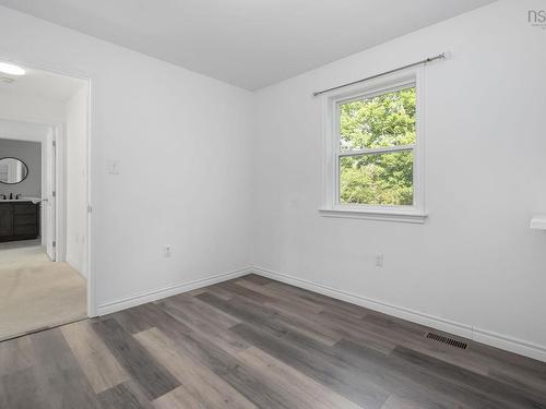 68 Seth Aaron Drive, Halifax, NS - Indoor Photo Showing Other Room