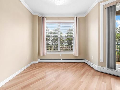 207 78 Regency Park Drive, Halifax, NS - Indoor Photo Showing Other Room