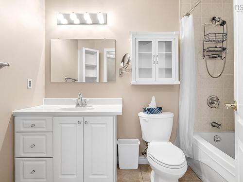 207 78 Regency Park Drive, Halifax, NS - Indoor Photo Showing Bathroom