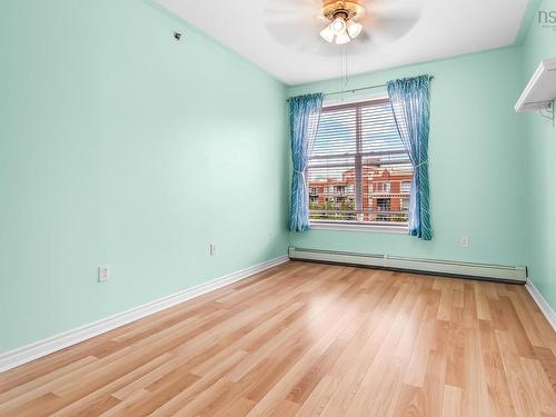 207 78 Regency Park Drive, Halifax, NS - Indoor Photo Showing Other Room