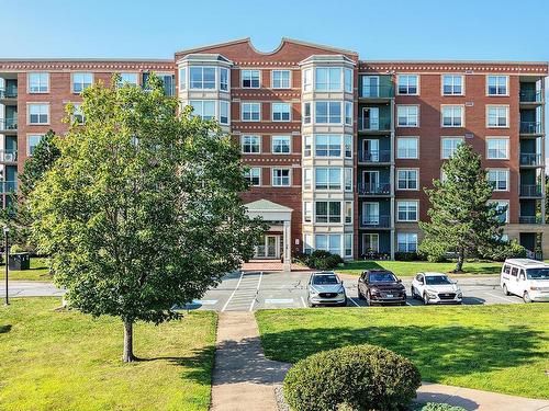207 78 Regency Park Drive, Halifax, NS - Outdoor With Facade