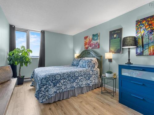 1002 5572 North Ridge Road, Halifax, NS - Indoor Photo Showing Bedroom