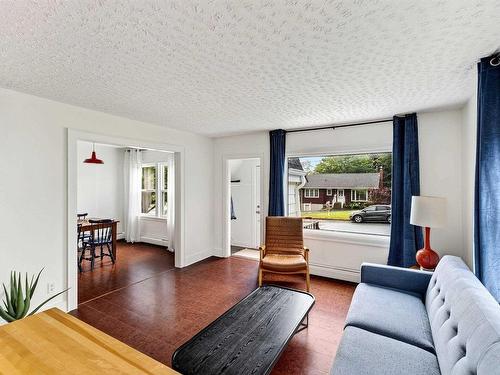 1 Piers Avenue, Fairmount, NS - Indoor Photo Showing Living Room
