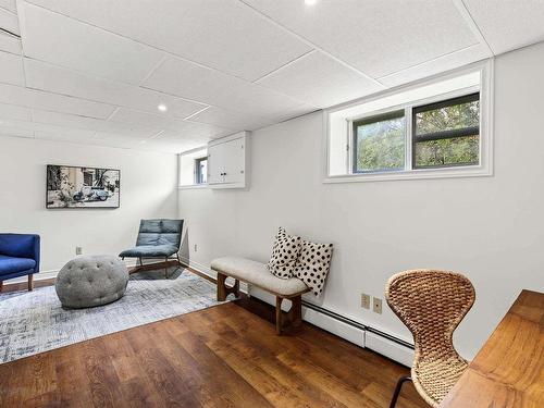 1 Piers Avenue, Fairmount, NS - Indoor