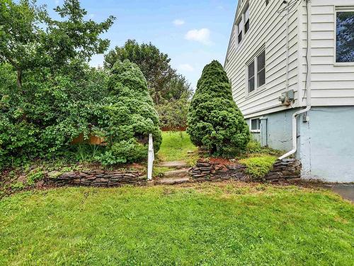 1 Piers Avenue, Fairmount, NS - Outdoor