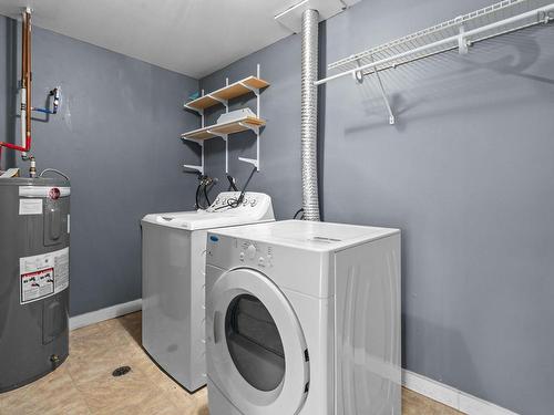 1B Smith Avenue, Cole Harbour, NS - Indoor Photo Showing Laundry Room