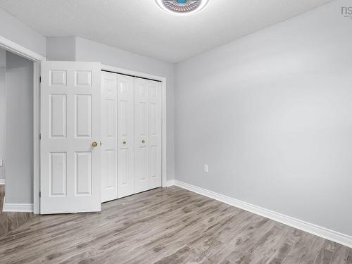 142 Stoneybrook Court, Halifax, NS - Indoor Photo Showing Other Room