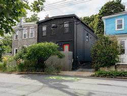 15 Dahlia Street  Dartmouth, NS B3A 2R8