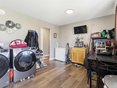 62 Shalimar Crescent, Dartmouth, NS - Indoor Photo Showing Laundry Room