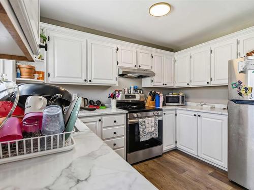 62 Shalimar Crescent, Dartmouth, NS - Indoor Photo Showing Kitchen