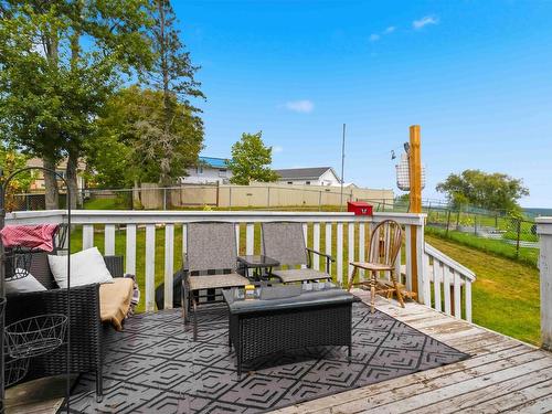 62 Shalimar Crescent, Dartmouth, NS - Outdoor With Deck Patio Veranda