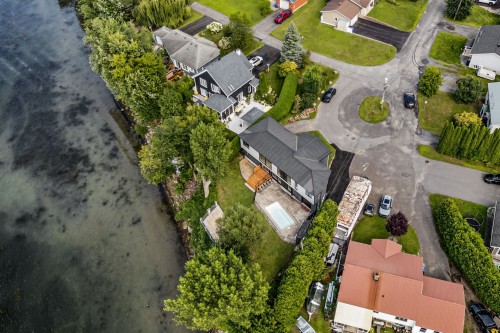 Photo aérienne - 11 Rue Albert-Perron, Saint-Mathias-Sur-Richelieu, QC - Outdoor With View