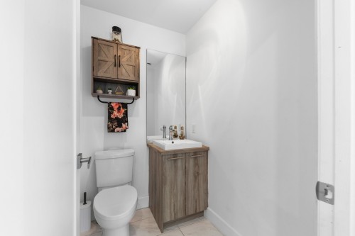 Salle de bains - 2219 Ch. Du Curé-Godbout, Farnham, QC - Indoor Photo Showing Bathroom