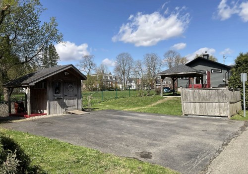 Parking - 120 Rue St-Joachim, L'Assomption, QC - Outdoor