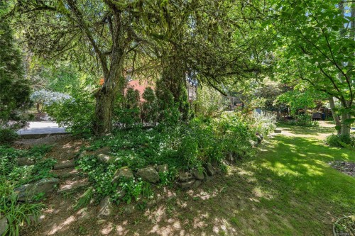 6182 Grieve Rd, Duncan, BC 