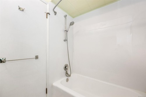 6182 Grieve Rd, Duncan, BC 