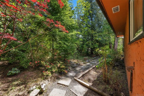 6182 Grieve Rd, Duncan, BC 