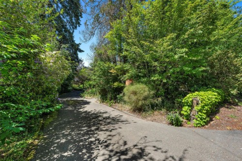 6182 Grieve Rd, Duncan, BC 