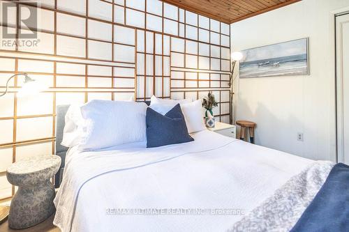 63 Sumac Lane, Scugog, ON - Indoor Photo Showing Bedroom