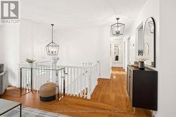 158 Autumn Hill Crescent Kitchener, ON N2N1K8 - 